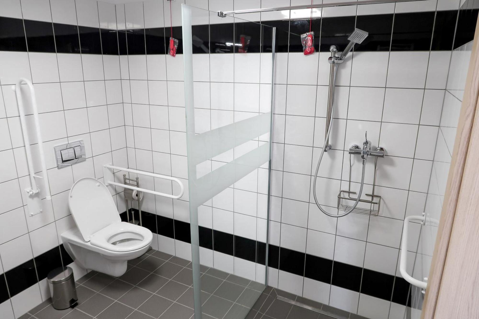 Dom Studencki Arka Hostel Вроцлав Екстериор снимка