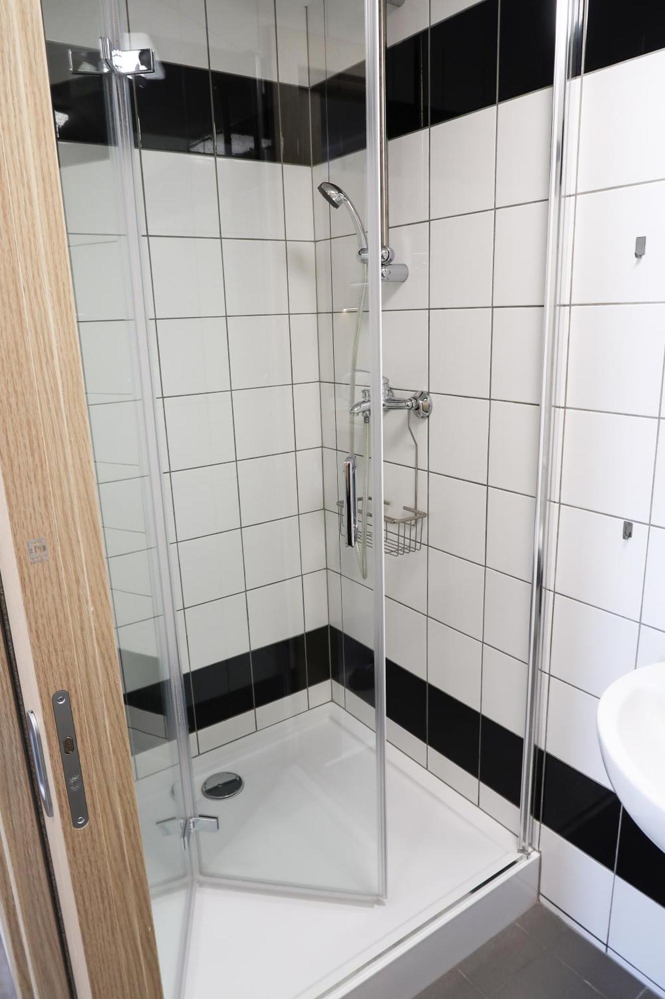 Dom Studencki Arka Hostel Вроцлав Екстериор снимка